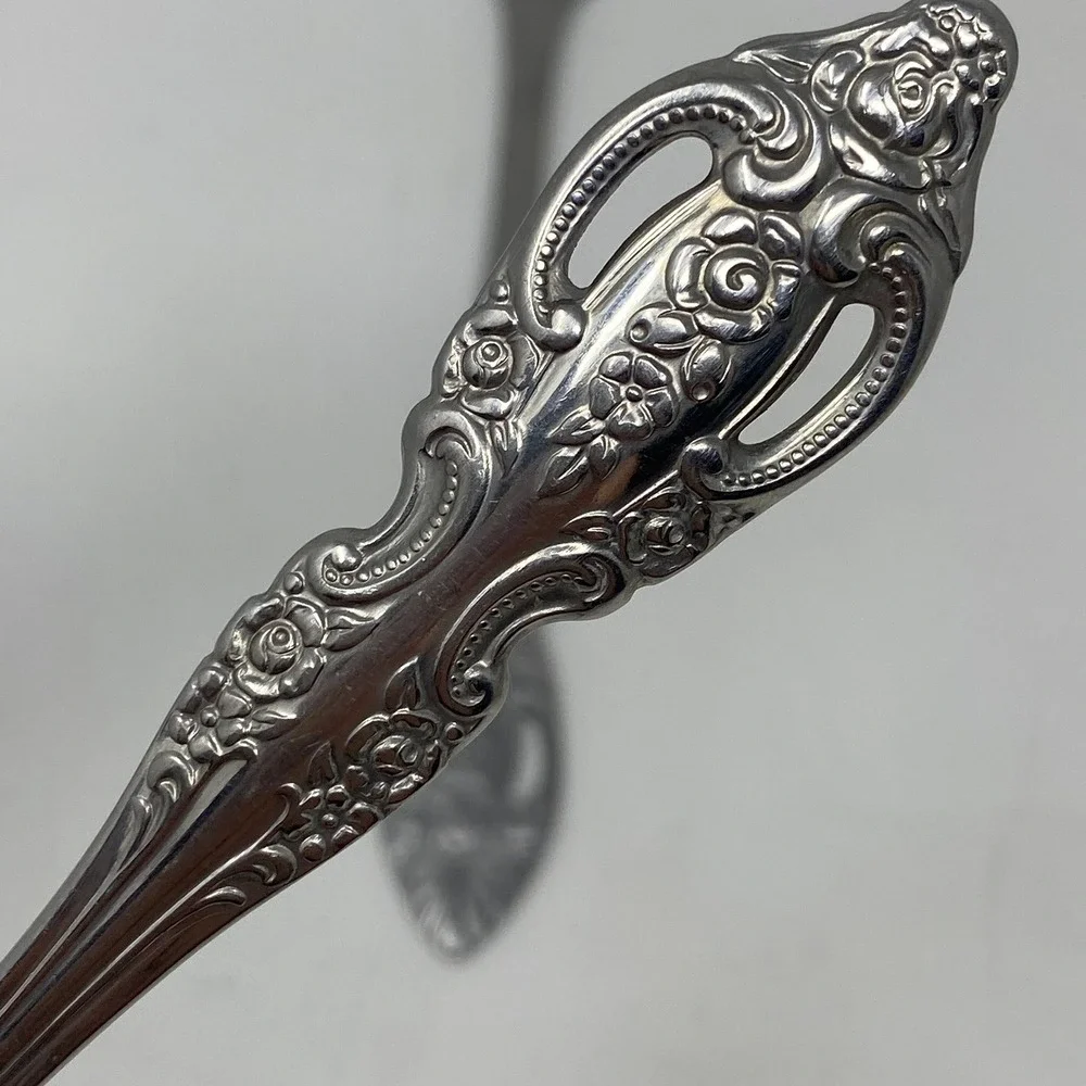 SSS Oneida Renoir-Pembrooke Stainless Steel Floral Pierced Handle Fork Spoon